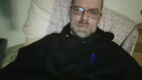 Soloveable330 online show from January 11, 7:49 pm