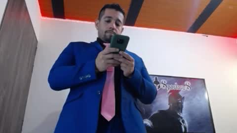     online show from November 30, 5:31 am