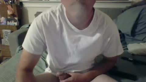 Snapshot of specialsauce28 chatting on October 27, 4:37 am specialsauce28 online show from October 27, 4:37 am