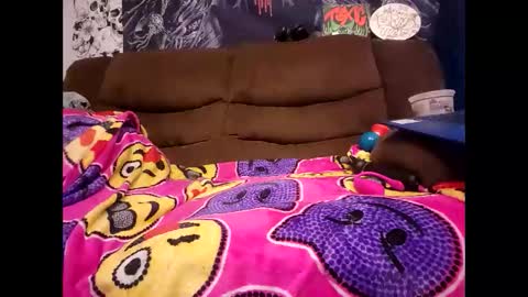 BAD BOY STAR online show from January 25, 10:40 am