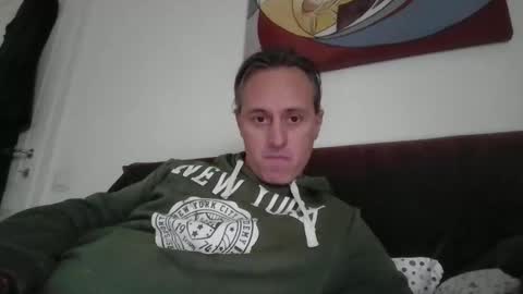 sten015 online show from January 7, 12:54 pm