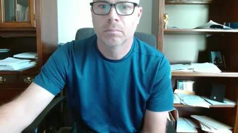 Snapshot of stevepre28 chatting on December 8, 7:54 pm stevepre28 online show from December 8, 7:54 pm