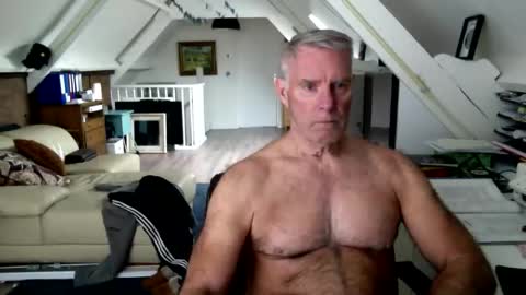 stevetwo online show from May 4, 11:34 am
