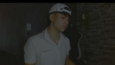 stiven leal online show from January 14, 8:19 am