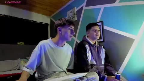 Stiven  online show from March 20, 4:49 am