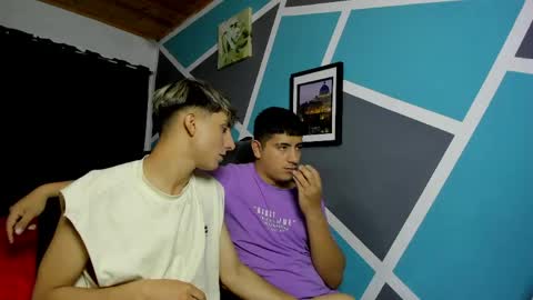 Stiven  online show from April 22, 2:29 am