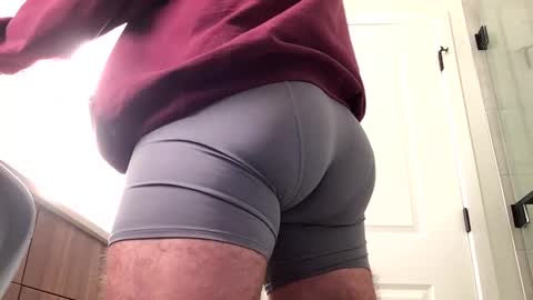 stlhotwifeguy online show from December 15, 5:42 pm