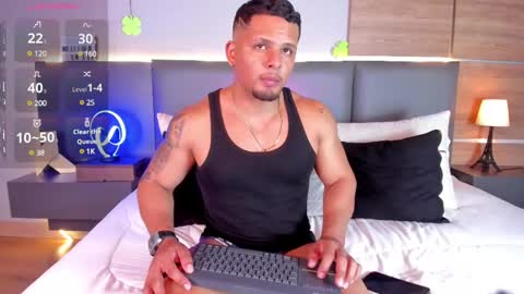 Stone Lee  online show from March 12, 7:02 am