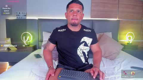 Stone Lee  online show from September 10, 8:57 am