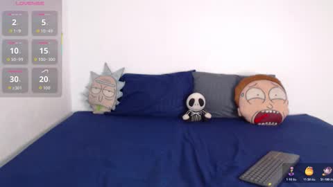 Stone Lee  online show from January 17, 6:38 am