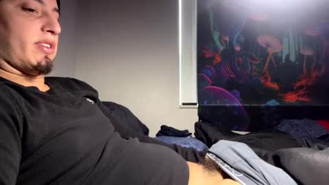 Snapshot of stoneinthesword chatting on January 12, 12:44 pm stoneinthesword online show from January 12, 12:44 pm