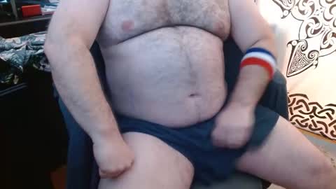 Stonerbear42 online show from December 1, 12:41 pm