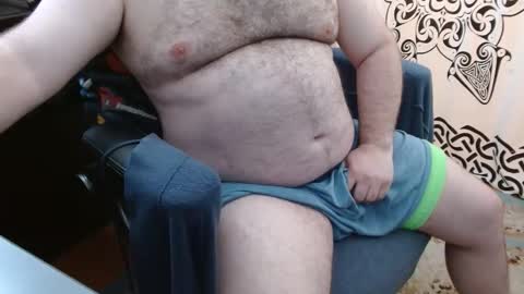 Stonerbear42 online show from May 26, 10:44 am