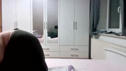 Stefan online show from March 4, 5:42 pm