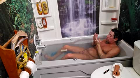 stricktlypleasure online show from January 10, 4:01 am