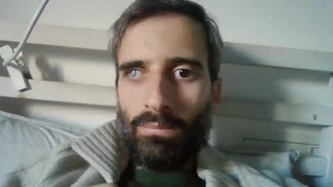 stroke1 online show from December 17, 8:12 am