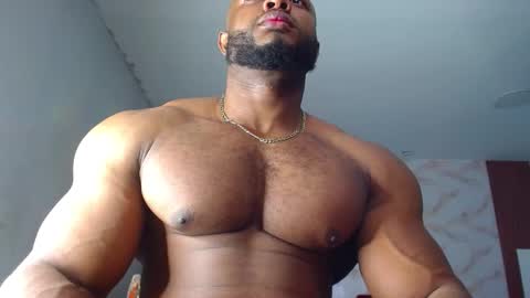 strong_george1 online show from January 15, 1:42 am