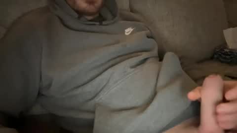 Snapshot of strongman4u2do chatting on January 1, 1:58 am Jay online show from January 1, 1:58 am