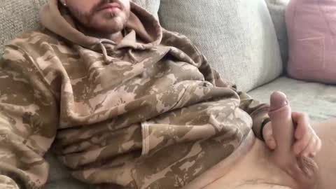 Snapshot of strongman4u2do chatting on February 8, 6:12 pm Jay online show from February 8, 6:12 pm