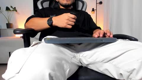 Samuel online show from February 6, 2:30 am