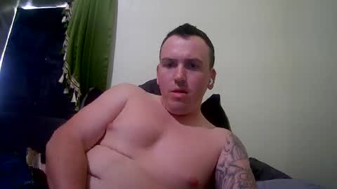 styles1003 online show from March 9, 9:57 pm