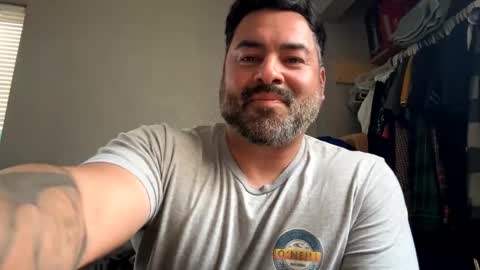 suavecito67 online show from March 11, 12:54 am