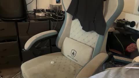 sub_boy221059 online show from October 31, 11:57 am