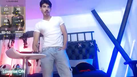 subarashi_ishi69 online show from November 4, 7:15 pm