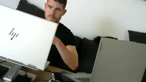 The Sultan online show from September 9, 3:33 pm