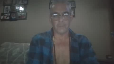 sundawg420m online show from November 11, 10:37 pm