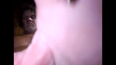 Snapshot of suntroll chatting on January 17, 8:34 am Suntroll online show from January 17, 8:34 am