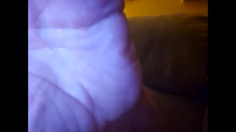 Snapshot of suntroll chatting on February 7, 11:01 am Suntroll online show from February 7, 11:01 am