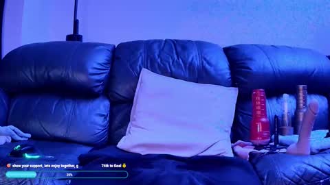 Thomas online show from March 8, 5:44 am