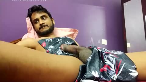 susmu28 online show from May 2, 3:20 am