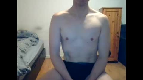 sweetguy8210 online show from October 25, 10:50 am