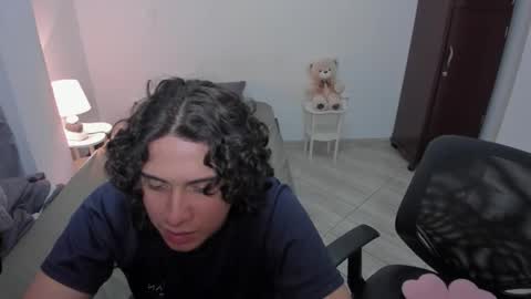 Lian online show from March 27, 8:26 am