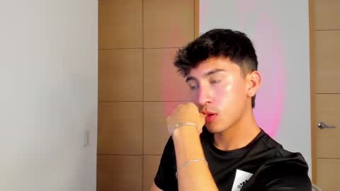 Andy  online show from September 17, 6:31 pm