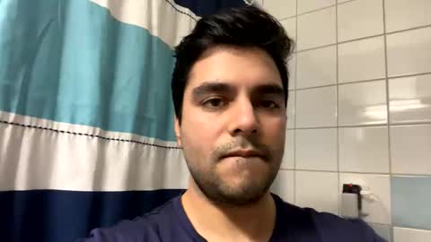 switchitup__ online show from November 12, 8:47 pm