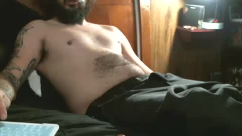 Snapshot of sydetrak4469 chatting on January 18, 4:53 pm Syde online show from January 18, 4:53 pm