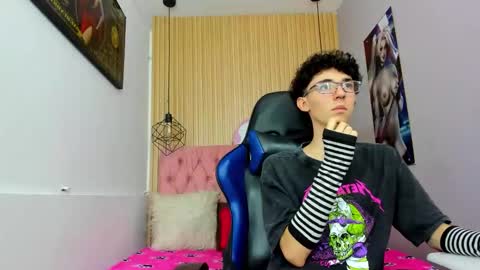 Syriussz online show from February 19, 8:38 pm