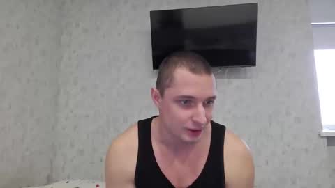 Den online show from December 1, 11:46 am