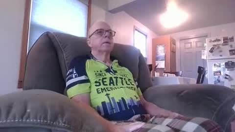 tacrunner66_ online show from February 12, 4:02 pm