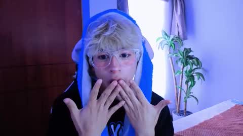 taichi online show from November 15, 6:21 pm