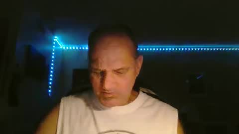 takerlover436295 online show from December 15, 2:52 am