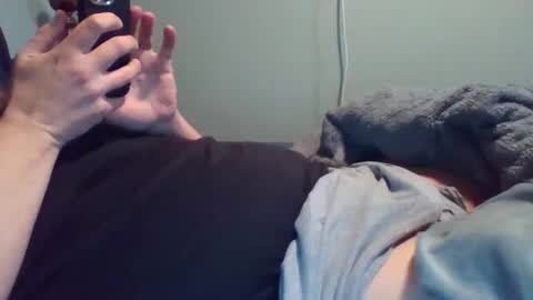 Snapshot of tallguy88444 chatting on October 21, 12:58 am tallguy88444 online show from October 21, 12:58 am