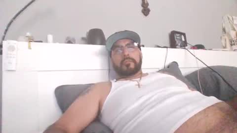 talllatino310 online show from March 27, 4:41 pm