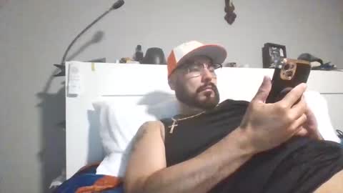 talllatino310 online show from December 17, 6:09 am