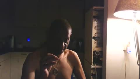 Genaro Thode online show from March 21, 1:09 am