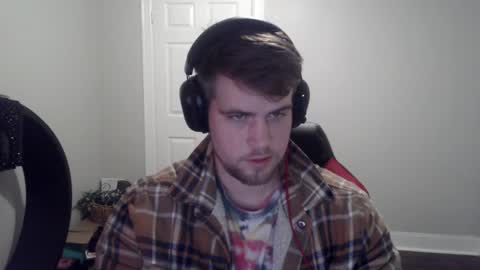 tarus333 online show from December 26, 6:19 am