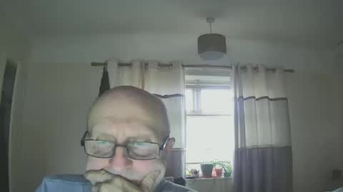 Tas online show from January 5, 12:42 pm